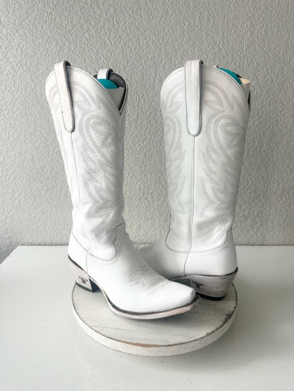 Lane Smokeshow White Cowboy Boots Western Cowgirl Snip Toe Mid Calf Tall Sz 8.5